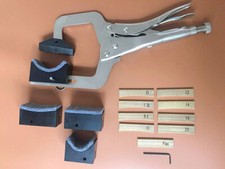 Pressa per tasti manuale, con