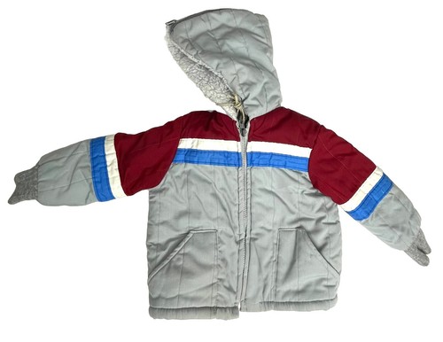 Cappotto con cappuccio spacco