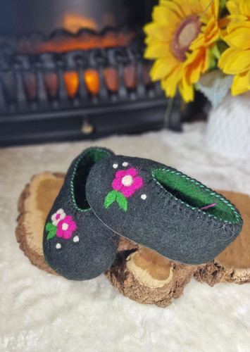 Pantofole fatte mano in - a,