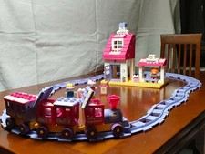 stazione hello kitty costruzioni train station building bricks blocks set 8652 