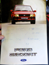 -- DEPLIANT VINTAGE AUTOMOBILE - FORD ESCORT - 1982 --