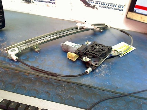 Window regulator electric left - window,
