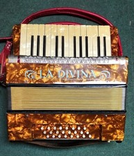 fisarmonica vintage 24 bassi -  Piano Accordion LA DIVINA