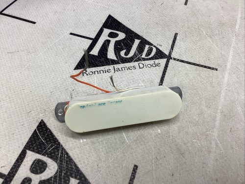 Fender lace sensor - lace,