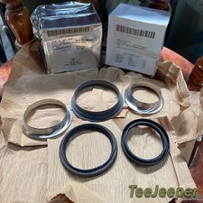 NOS Kit guarnizioni ruota