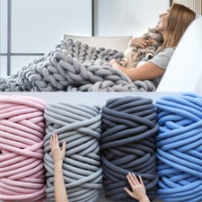 Coperta grossa lavorata a mano