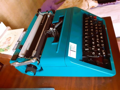 Macchina scrivere olivetti - da,