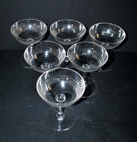 Baccarat lot coupes à - lot,