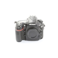 Nikon D810 + 102 Tsd. Scatti +