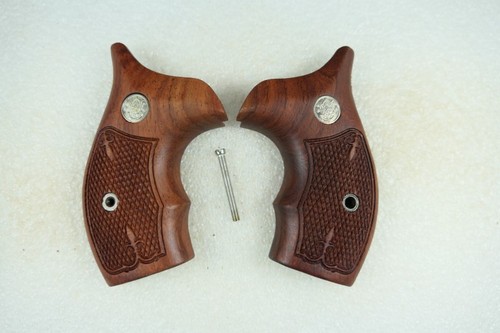 Impugnature smith and - smith, wesson