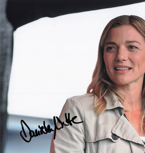 Daniela rabbia autografo - daniela, rabbia,