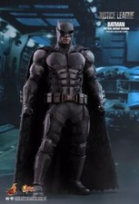 Hot Toys Batman Tactical Batsuit Version MMS 432 Justice League