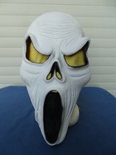 MASCHERA IN GOMMA FANTASMA-GHOST-HALLOWEEN-CARNEVALE-BURLA-SCHERZO-ANNI '90