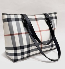 Burberry Medium Nova Check