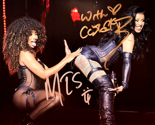 Cardi megan thee stallone - cardi, +