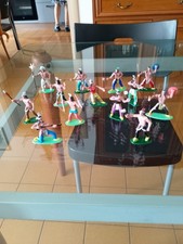 13 soldatini plastica 1/32