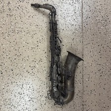 SASSOFONO VINTAGE CG CONN LTD