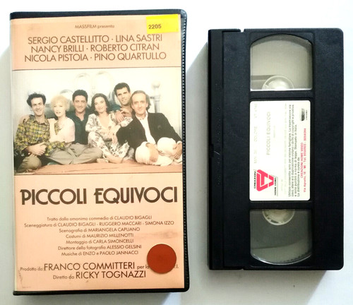 Vhs piccoli equivoci film - vhs,