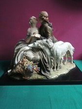 L68*- GUIDO CACCIAPUOTI- SCENA  GALANTE - CERAMICA EPOCA UOMO AMORE DONNA CANE A