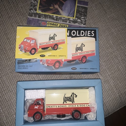 Corgi 30303 bedford box - bedford, s;
