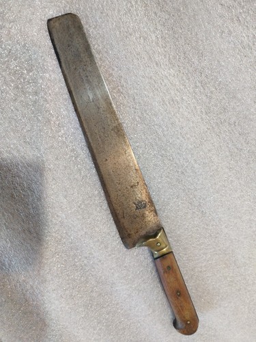 Antico coltello per