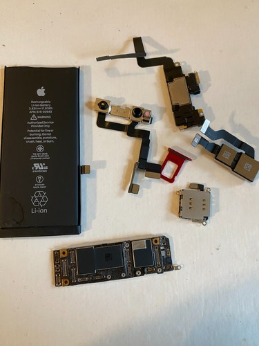 Iphone 64gb red logic board - iphone, 11