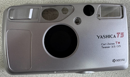 Nuovissimo kyocera yashica t5 - kyocera,