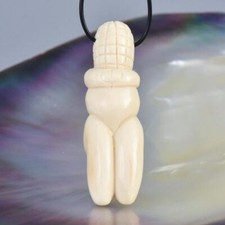 Ciondolo perline focali dea