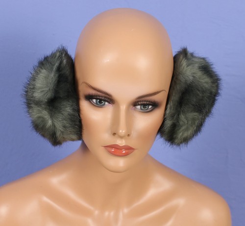 Paraorecchie pon - pon, peluches