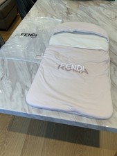 Autentico nuovo con etichette