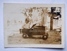 MACCHINA A PEDALI GIOCATTOLO