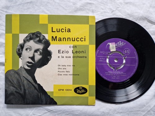 Lucia mannucci baby kiss me - lucia,