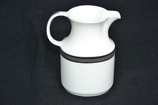 PARTICOLARE LATTIERA CON
