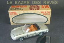 MEBETOYS.  ALFA ROMEO DUETTO SPYDER.  REF: A 18. + Boite. (bien lire l'annonce)