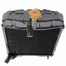 Massey Ferguson Wasserkühler 235 245 255 Nr. kat.: 1660654M92, AD3.152 – Perkins