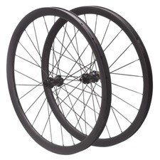 Set ruote in fibra di carbonio