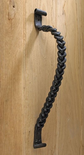 Maniglia estraibile per porta
