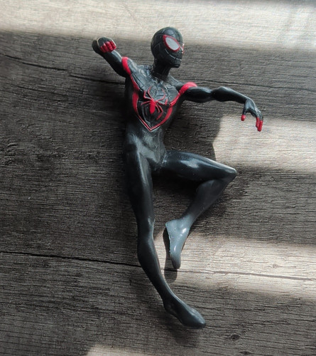 Marvel 2016 swinways miles - marvel,