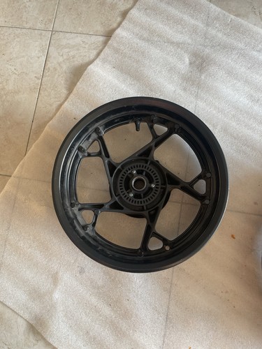 Max 125 300 anno - max,