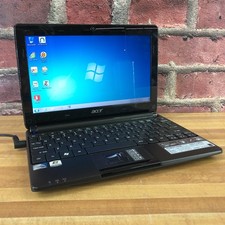 Netbook portatile Acer Aspire One D257 Intel Atom 1,66 GHz 1 GB di RAM Windows 7 starter