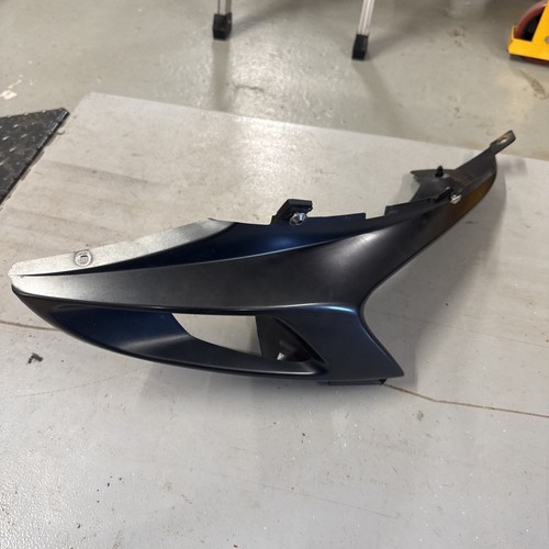 Plastica aspirazione aria lato