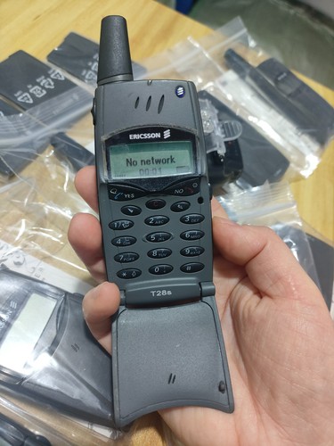 Cellulare ericsson t28s nero - cellulare,