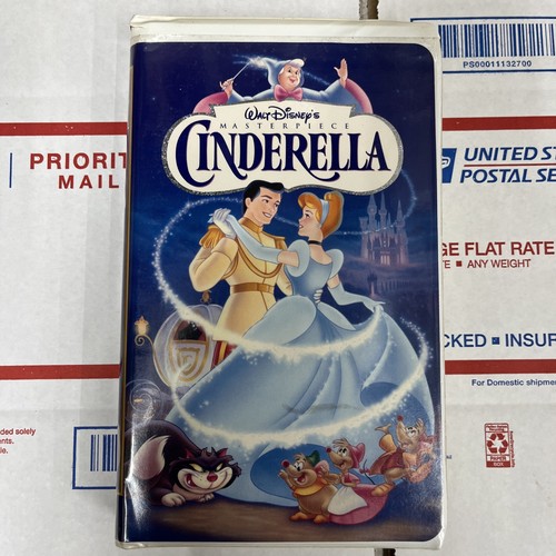 Walt disney cinderella vhs - walt,
