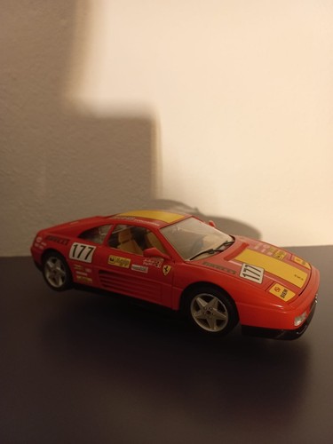 Modellino auto scala 18 - scala, 1:18