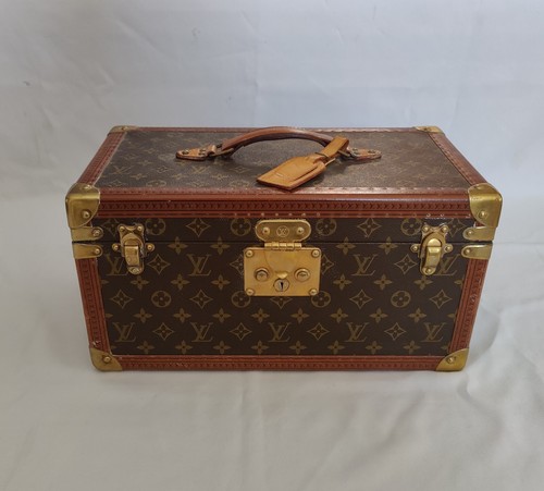 Louis vuitton vanity case with - vanity,