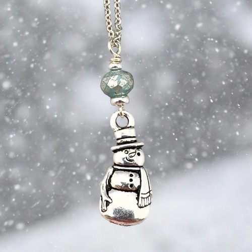 Collana con ciondolo pupazzo
