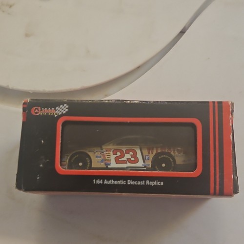 Team caliber pressofuso - team, 1:64