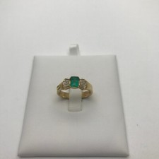 ANELLO da Donna con SMERALDO, diamanti e oro giallo 18 KT RE40