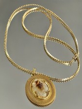 Ciondolo cammeo conchiglia originale vintage dall'Italia maglia tono oro catena serpentina 24 pollici