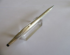 STYLO BILLE CROSS EN ARGENT